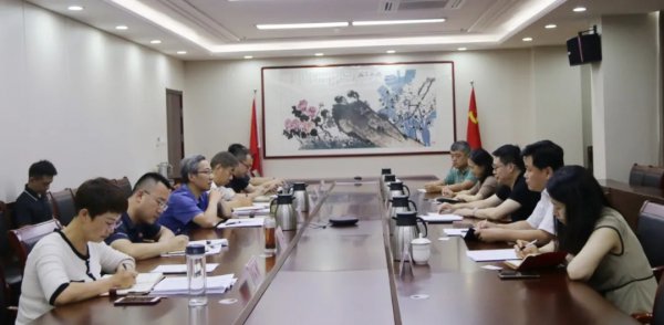 市電視臺(tái)黨委副書記、總編輯王建華一行來(lái)集團(tuán)洽談合作