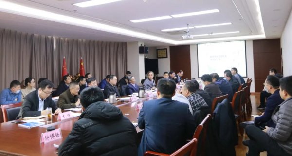 交投集團(tuán)召開重點項目建設(shè)推進(jìn)工作會議